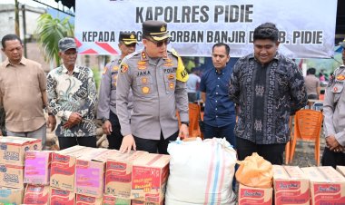 Kapolres Pidie Salurkan Bantuan untuk Korban Banjir di Dapur Umum Gampong Blang Pandak Tangse