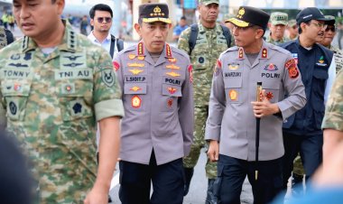 Presiden dan Kapolri Tiba di Aceh: Tinjau Lokasi Banjir dan Pemasangan Jembatan Bailey di Bireuen