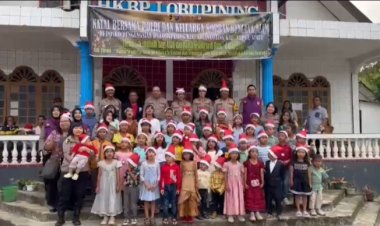 Rayakan Natal Bersama Warga Terdampak Bencana, Polri Hadir di Dua Gereja HKBP Tapanuli Utara