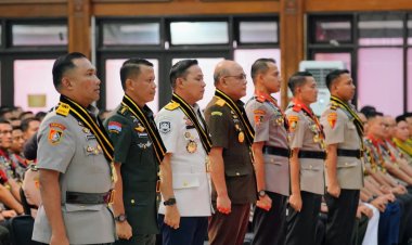 Kapolri Tekankan Sinergi Lintas Institusi dalam Penutupan Pendidikan Sespim Polri Tahun 2025