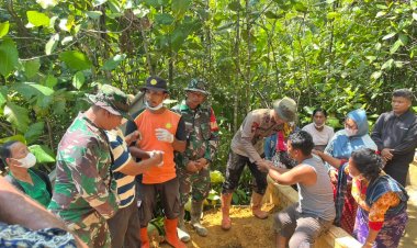Sinergi Brimob Polda Sumut dan Tim SAR, Satu Korban Longsor di Tapanuli Tengah Berhasil Dievakuasi