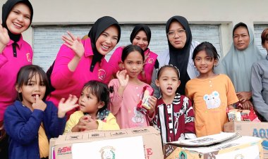 Kapolres Aceh Tengah dan Bhayangkari Hadir di Pengungsian Ketol, Beri Hiburan dan Bantuan untuk Warga