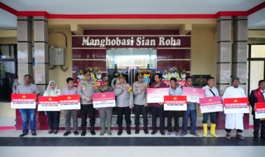 Wakapolri Tinjau Penanganan Pascabencana di Tapanuli Tengah, Fokus Pembukaan Akses dan Bantuan Dasar Warga