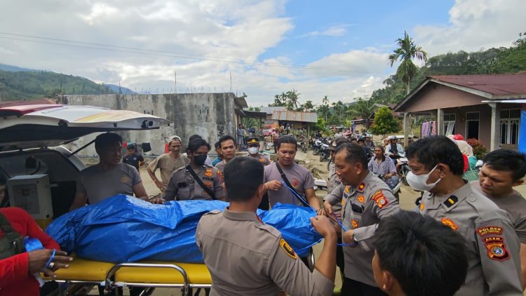 Polres Aceh Tenggara Berhasil Evakuasi Jenazah Korban Bencana di Sungai Alas