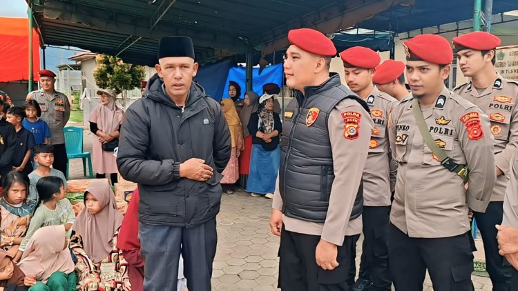HUT Reserse ke-78, Satreskrim Polres Aceh Tengah Salurkan Sembako untuk Pengungsi