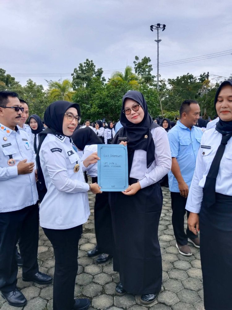Pemkab Way Kanan Lantik dan Serahkan 3278 SK Pengakatan PPPK DAERAH
