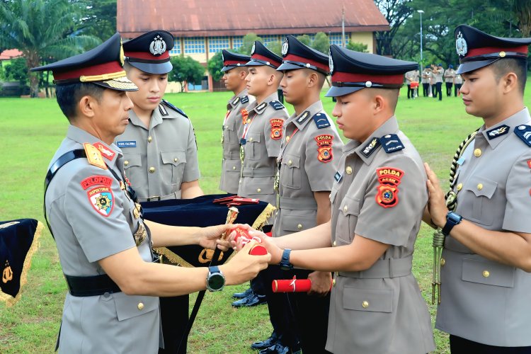 Irjen Pol. Marzuki Ali Basyah Lantik 114 Siswa Diktukba Polri di SPN Polda Aceh