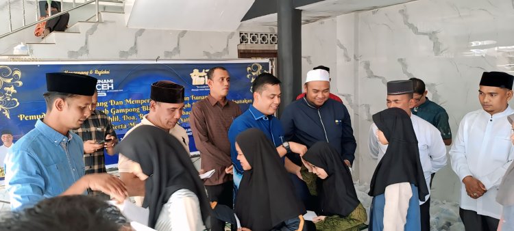 Wali Kota Langsa Serahkan Bantuan Perdana untuk Anak Yatim Piatu di Gampong Blang