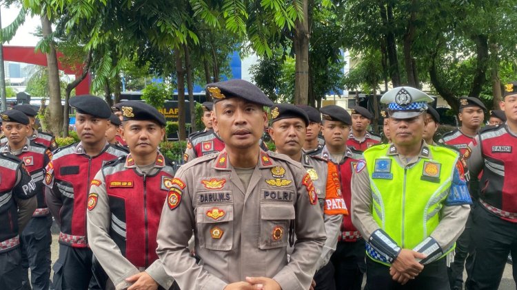 Polda Metro Jaya Gelar Patroli Sore di Sejumlah Titik Keramaian Jakarta