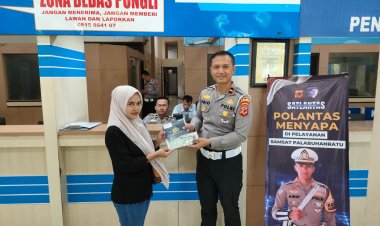 ‎Satlantas Polres Sukabumi Melalui Samsat Cibadak dan Pelabuhan Ratu  Terapkan Prinsip 5S Untuk Pelayanan Prima