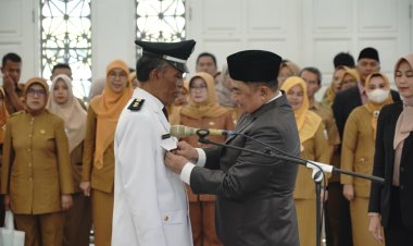 Lantik 88 Pejabat Struktural dan Fungsional, Bupati Garut Tekankan Reformasi Birokrasi dan Ketepatan Data Pelayanan Publik