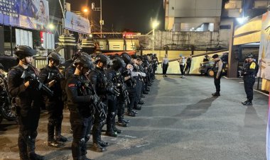 Patroli Malam Brimob Cegah Tawuran dan Kejahatan Jalanan di Jakarta Timur