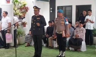 Kapolda Jatim Pimpin Upacara Pelepasan Jenazah Brigjen Pol Anumerta Ary Satriyan di Bekasi