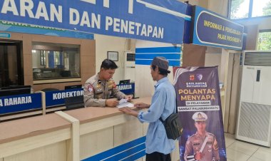‎Satlantas Polres Sukabumi Berinovasi dengan Program "Polantas Menyapa" untuk Pelayanan Terbaik Masyarakat