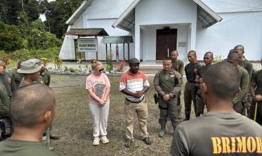 Operasi Damai Cartenz 2026 Wujudkan Kedamaian melalui Aksi Bersih Gereja di Kuala Kencana