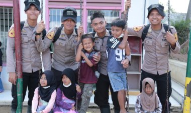 Bedah Sekolah, Kepsek: bersyukur Kepedulian Taruna Akpol