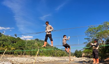 Polres Gayo Lues Bangun Empat Jembatan Gantung, Warga: Dapat Menjual Hasil Kebun Ke Pasar