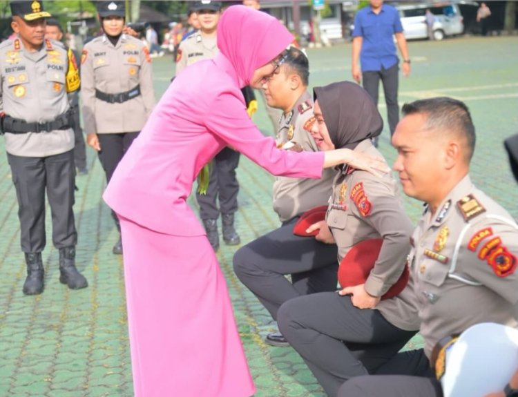 ‎Awali 2026 Ratusan Personil Naik Pangkat, Kapolda Jabar : Pangkat Adalah Amanah dan Tanggung Jawab