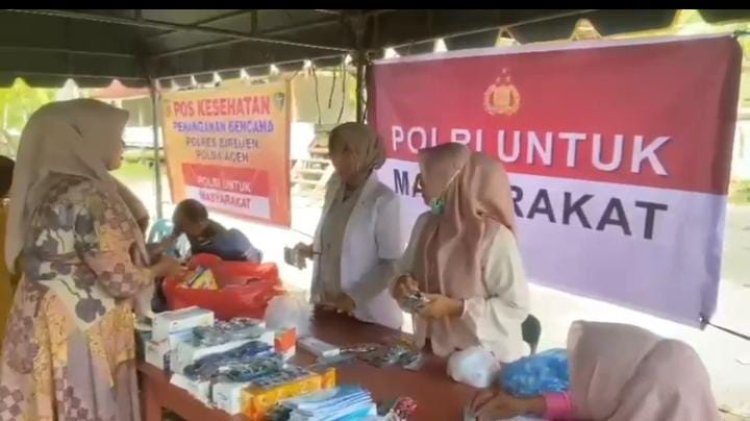 Polri Hadir untuk Kemanusiaan, Pengungsi Banjir di Bireuen Terima Layanan Kesehatan Gratis