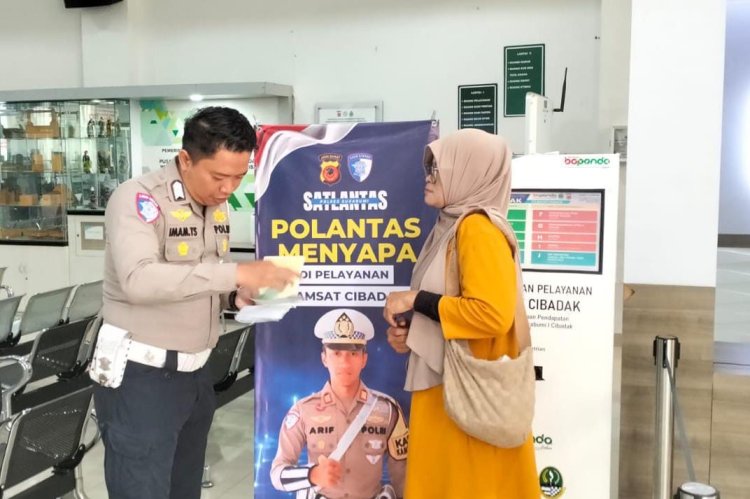 ‎Program Polantas Menyapa Kembali Hadir, Wujud Pelayanan Humanis di Samsat Cibadak dan Pelabuhan Ratu Sukabumi