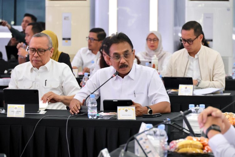 ‎Catatkan Capaian Positif, Sekjen ATR/BPN Paparkan Realisasi Program Pertanahan 2025 Mayoritas di Atas 100 Persen