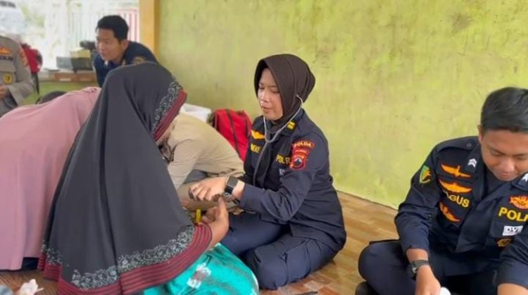 Tim Medis Polri Jangkau Korban Banjir Aceh Tamiang, Pulihkan Kesehatan dan Semangat Warga