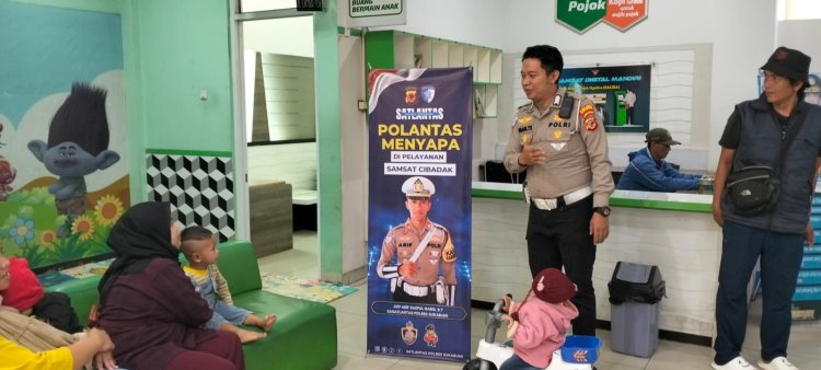 ‎Satlantas Polres Sukabumi Pastikan Pelayanan Administrasi Kendaraan Optimal Lewat Program Polantas Menyapa