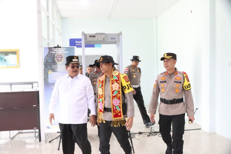 Kapolda Aceh Kunjungi Aceh Singkil Pasca Bencana, Disambut Kapolres dan Forkopimda