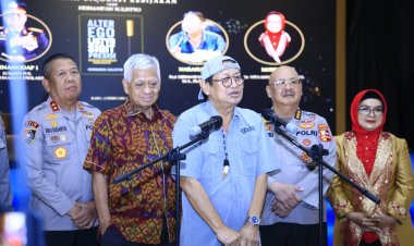 Bedah Buku “Alter Ego Listyo Sigit Presisi”, Prof. Hermawan Paparkan Dinamika Kebijakan Kapolri di Tengah Reformasi Polri