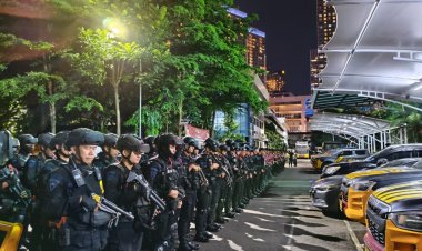 Patroli Gabungan Brimob–Perintis Jaktim Amankan Remaja Bawa Sajam di Kayu Manis