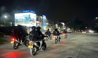 Patroli Brimob Batalyon D Pelopor Jaga Kondusivitas Wilayah Kabupaten Bekasi