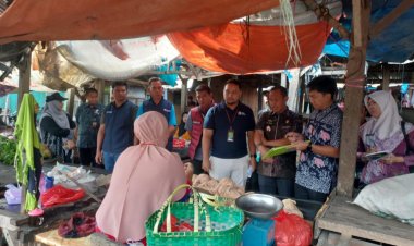 Jelang Bulan Suci Ramadhan, Polres Way Kanan Bersama Bapanas RI Sidak Harga Pangan di Pasar Baradatu