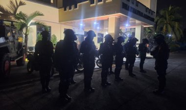 ‎Patroli Brimob Batalyon D Pelopor Antisipasi Tawuran dan Balap Liar di Kabupaten Bekasi
