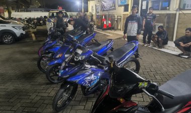 Brimob Polda Metro Jaya Bersama Satgas Anti Tawuran Gagalkan Balap Liar di Jakarta Timur