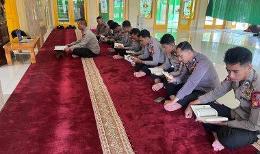 ‎Personel Kompi 4 Batalyon D Pelopor Tingkatkan Keimanan Melalui Kegiatan Tadarus Al-Qur’an