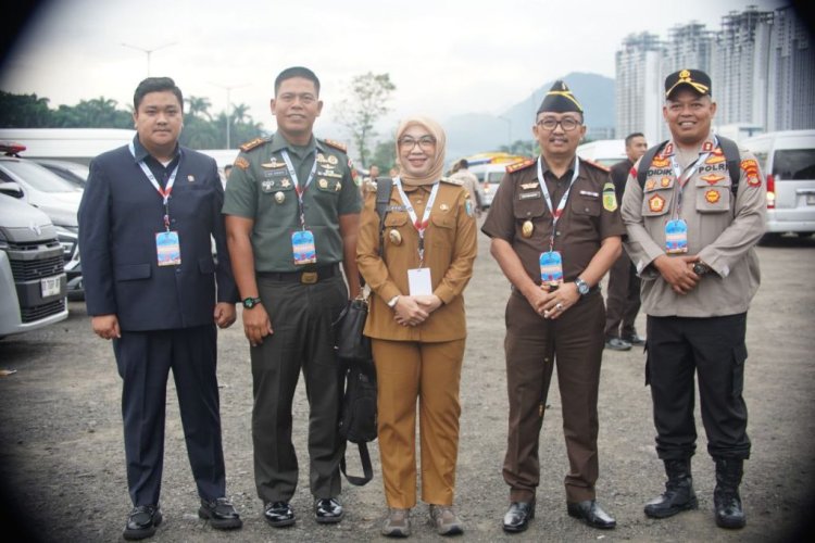 PORKOPIMDA  KABUPATEN WAYKANAN IKUTI RAKOR PEMERINTAH PUSAT DAN DAERAH, INDONESIA BERSIH SAMPAH DAN KARAT.