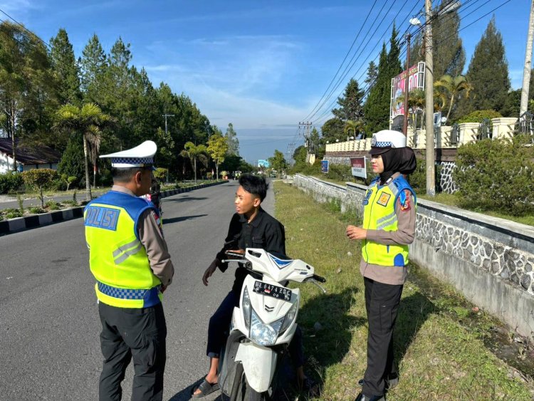 Satlantas Polres Bener Meriah Gencarkan Edukasi Keselamatan Berlalu Lintas dalam Ops Seulawah 2026