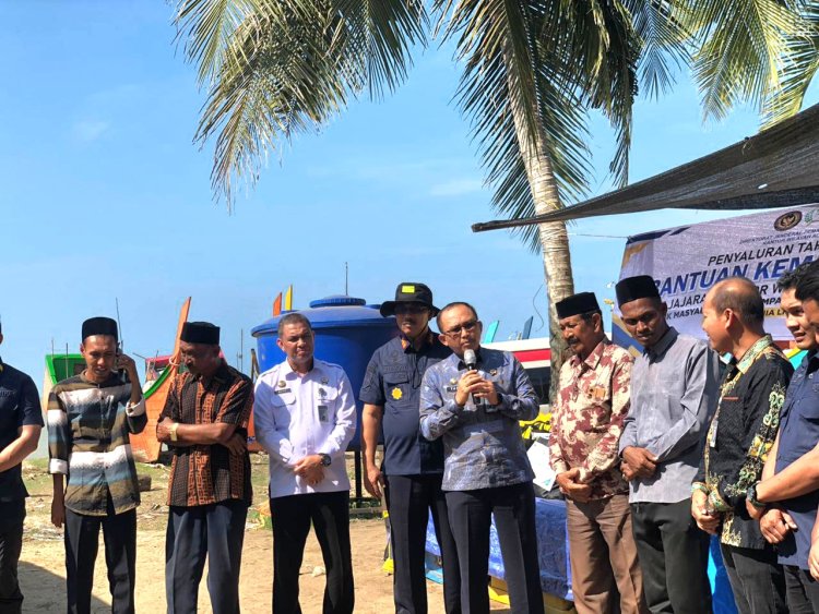Kakanwil Ditjenpas Aceh Gandeng Lapas Lhoksukon Salurkan Bansos untuk Warga Kuala Cangkoy