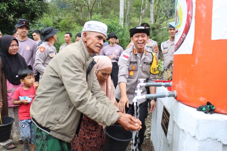 Sumur Bor ke-5 Bantuan Kapolda Aceh dan STIK 83 Diresmikan Kapolres Aceh Tengah di Kuyun Uken