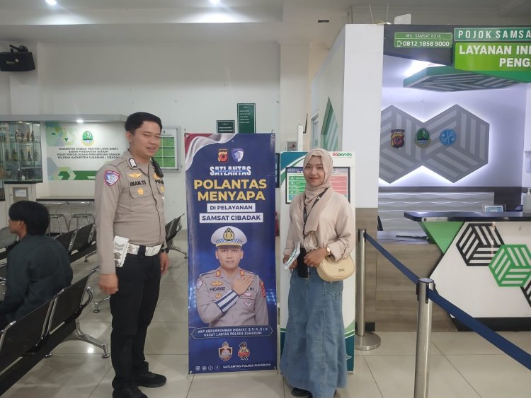 ‎Polantas Menyapa : Satlantas Polres Sukabumi Dorong Pelayanan Lebih Baik Bagi Masyarakat di Samsat Cibadak dan Pelabuhan Ratu