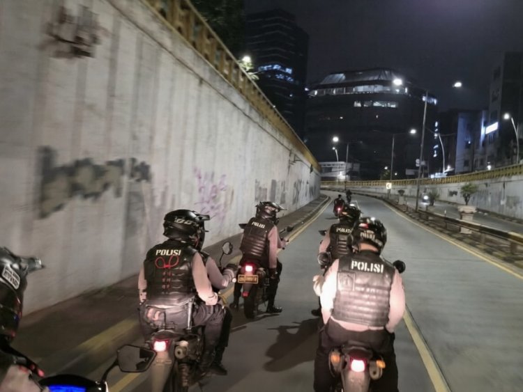 Tim Patroli Perintis Presisi Amankan 4 Orang Penjual Tramadol di Tanah Abang