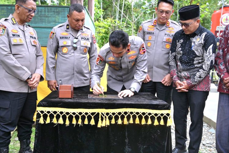 Aksi Nyata Mahasiswa STIK 83/WPS, Direktur Program Sarjana STIK Lemdiklat Polri Resmikan Sumur Bor di Kembang Tanjung Pidie