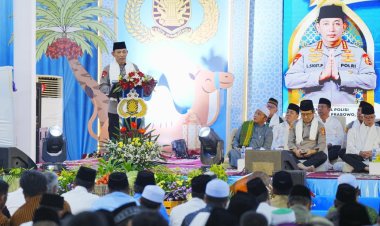 Momen Kapolri Interaksi-Serap Aspirasi Ojol di Kedai Ado Presisi 