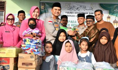 Ramadhan Penuh Berkah, Kapolres Aceh Timur dan Bhayangkari Santuni Anak Panti Raudhatul Amal