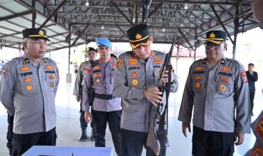Kapolres Pidie Cek Senjata Api Dinas Personel, Tegaskan Penggunaan Harus Sesuai Prosedur