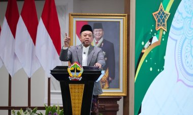 Buka Puasa Bersama Ketua Komisi II DPR RI di Semarang, Menteri Nusron Ingatkan Prinsip Keadilan bagi Seorang Pimpinan