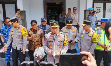 Pantau Libur Lebaran dan Arus Balik di Bali, Kapolri : Pelayanan Terbaik untuk Masyarakat