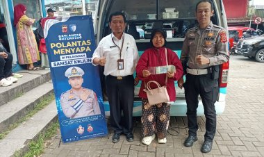 ‎Polantas Menyapa : Langkah Kunci Satlantas Polres Sukabumi dalam Membangun Kepercayaan Publik Melalui Samsat Pelabuhan Ratu dan Samsat Cibadak