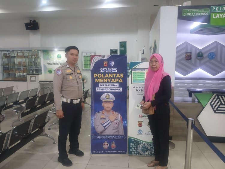 ‎Program Polantas Menyapa Satlantas Polres Sukabumi Tetap Aktif, Pastikan Pelayanan Administrasi Kendaraan di Samsat Cibadak dan Pelabuhan Ratu Berjalan Optimal