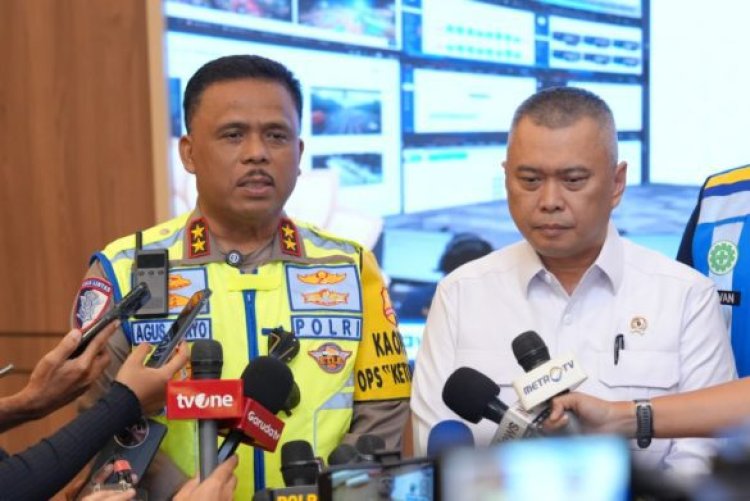 ‎Kakorlantas Polri Pantau Arus Mudik di JMTC, Volume Kendaraan Meningkat Namun Terkendali